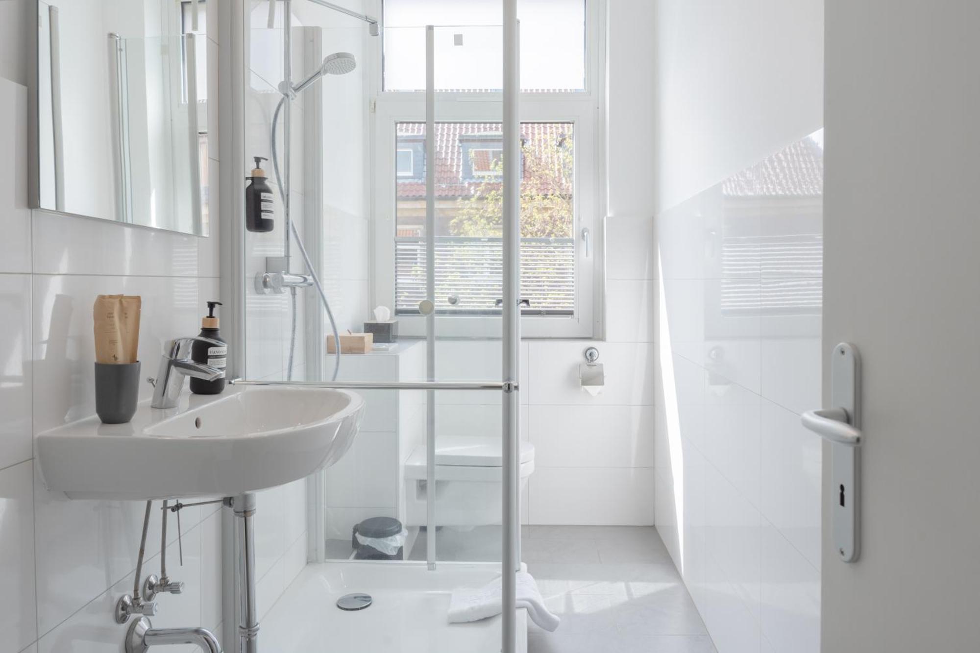 Modernes Apartment In Top Lage Komfortabel Eingerichtet Mit Arbeitsplatz Und Kueche - Geibelsuite Hannover Exteriör bild